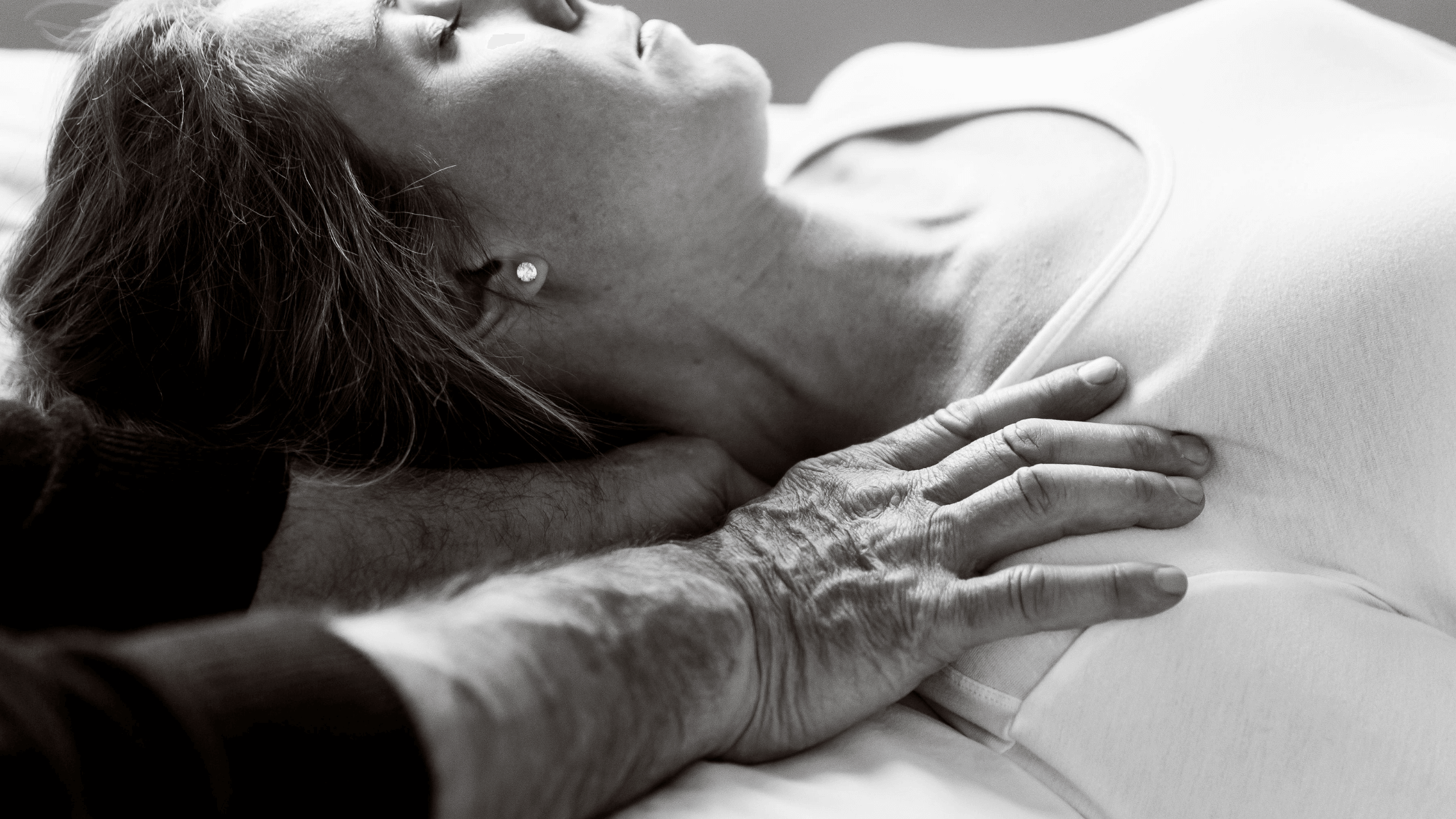 Massage Therapy Vs Physical Therapy What Are The Differences - Ultra HD Space Arts for Desktop